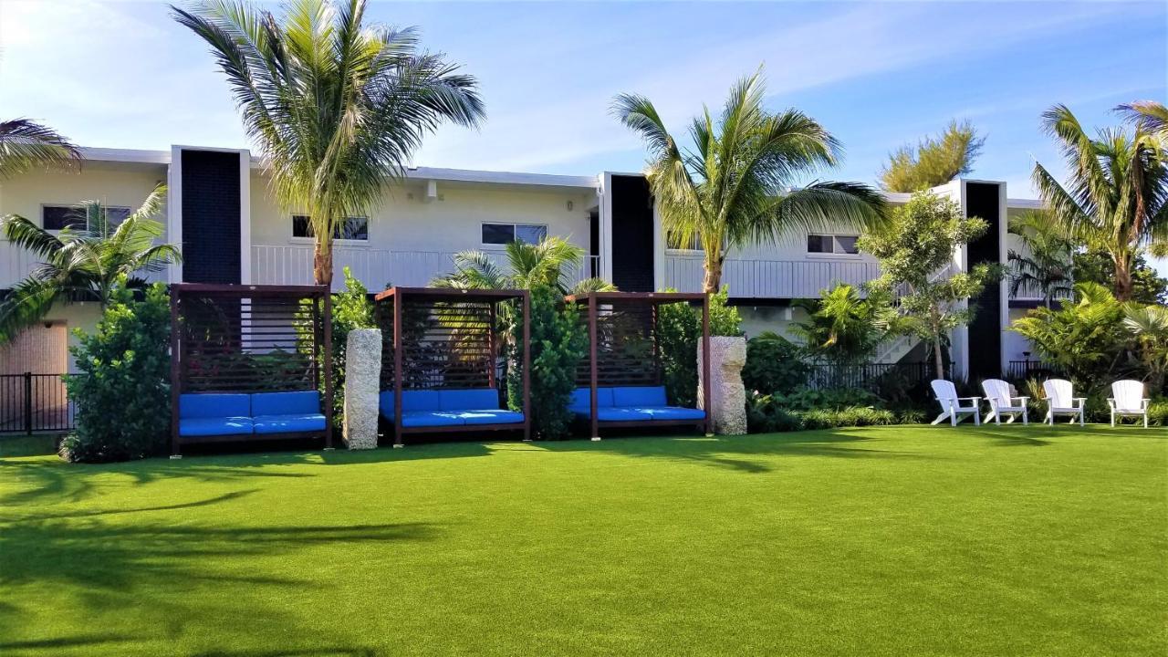 Bali Hai Beachfront Resort And Spa Holmes Beach Εξωτερικό φωτογραφία
