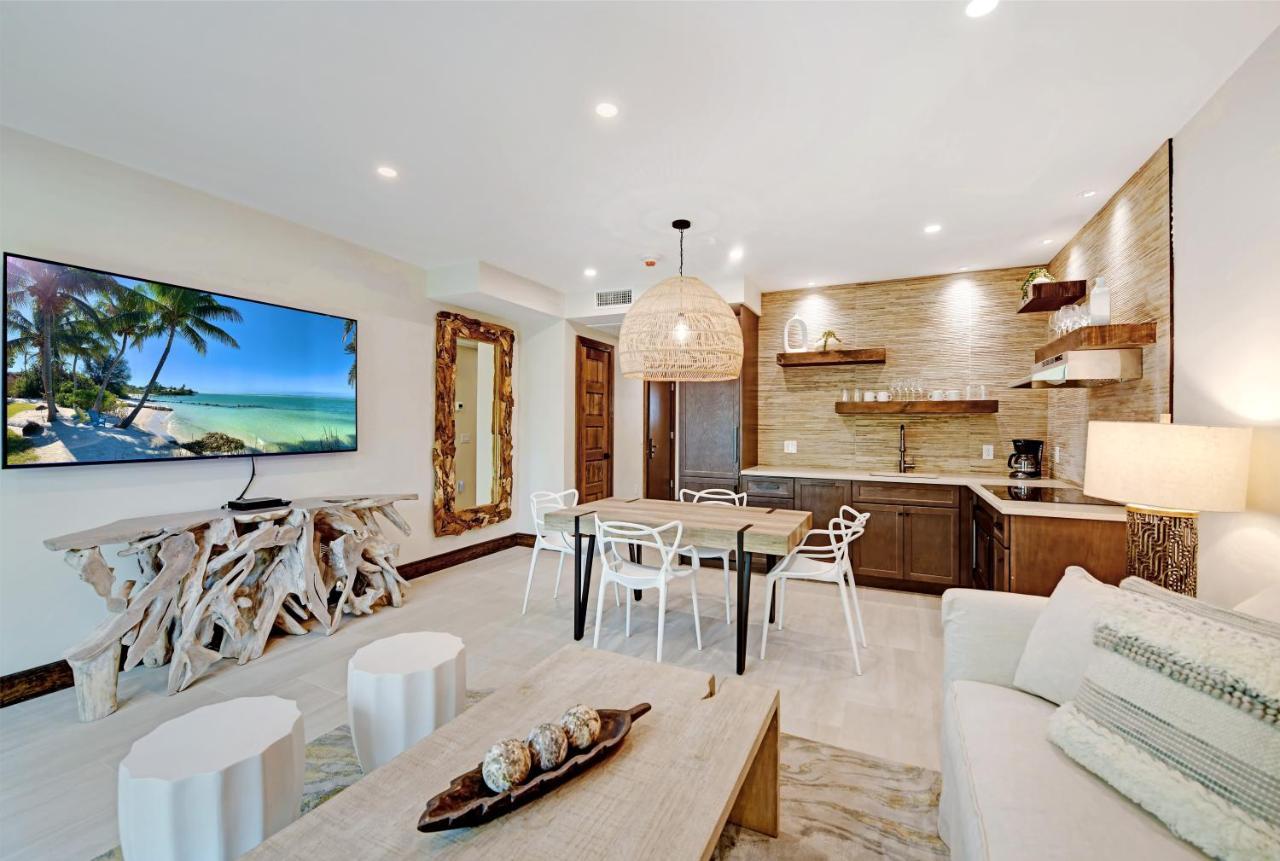 Bali Hai Beachfront Resort And Spa Holmes Beach Εξωτερικό φωτογραφία