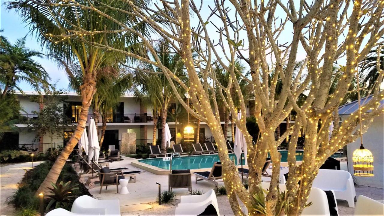 Bali Hai Beachfront Resort And Spa Holmes Beach Εξωτερικό φωτογραφία