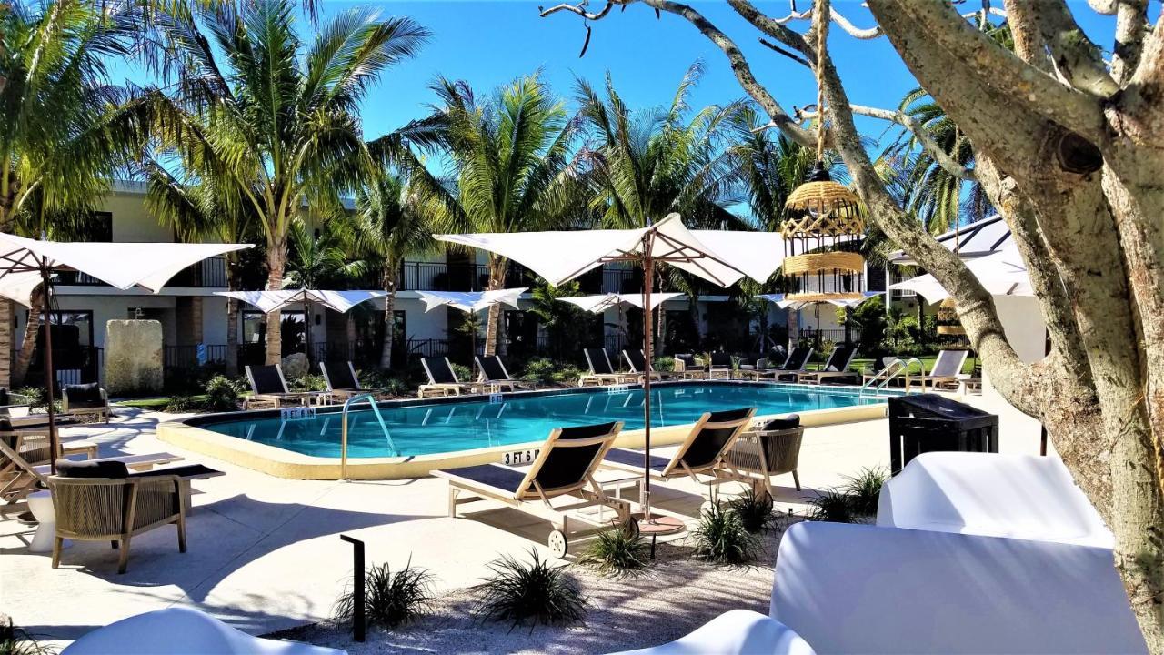 Bali Hai Beachfront Resort And Spa Holmes Beach Εξωτερικό φωτογραφία